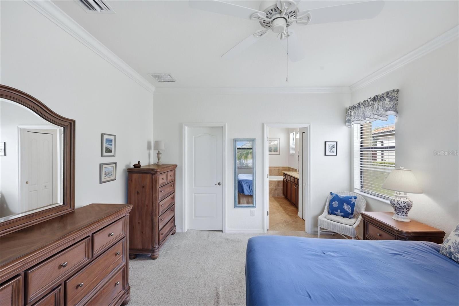 Image 43 of 60 For 10474 Medjool Drive