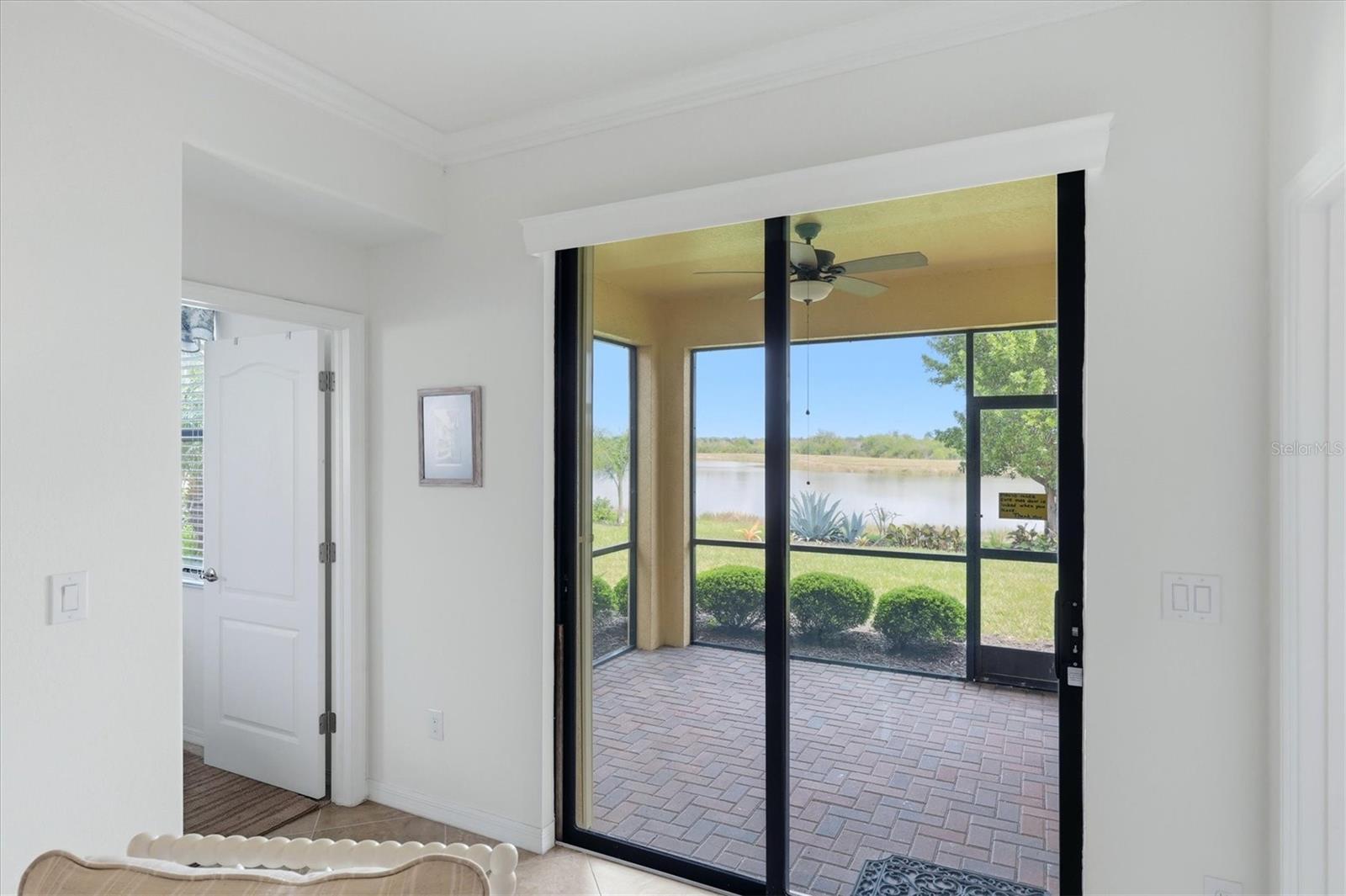 Image 9 of 60 For 10474 Medjool Drive