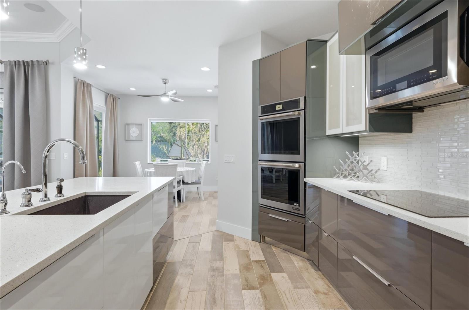 Image 21 of 50 For 1112 Seneca Road