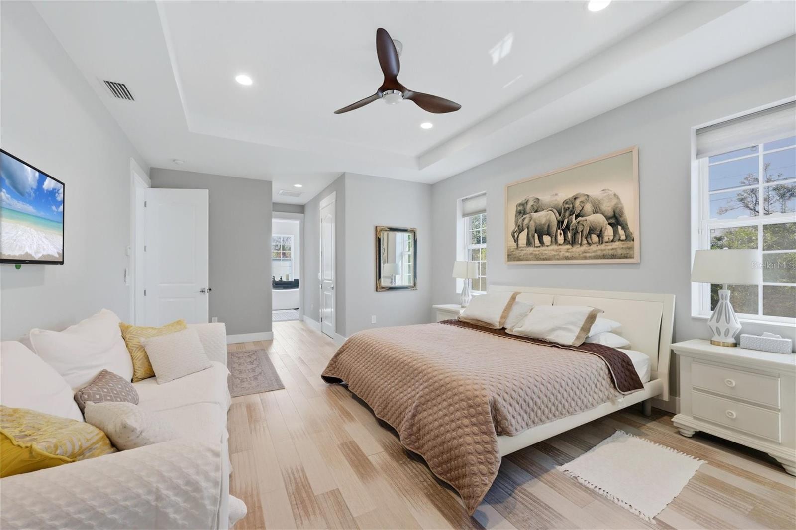 Image 26 of 50 For 1112 Seneca Road