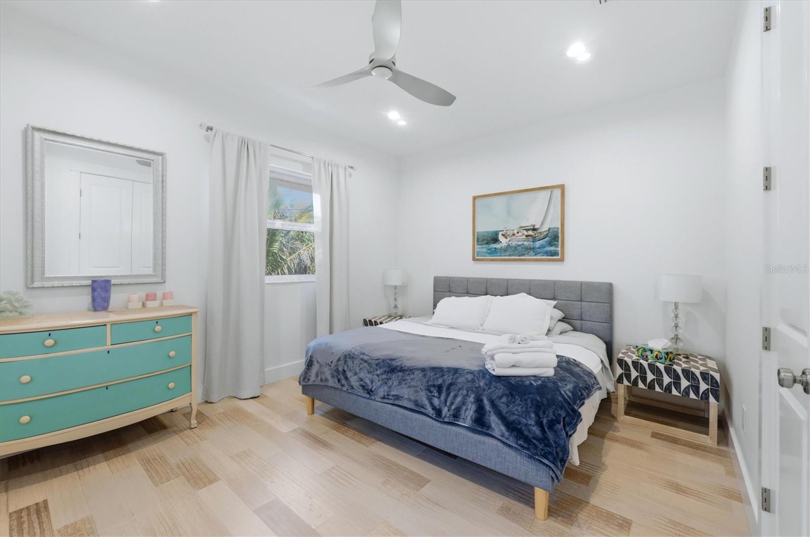 Image 29 of 50 For 1112 Seneca Road