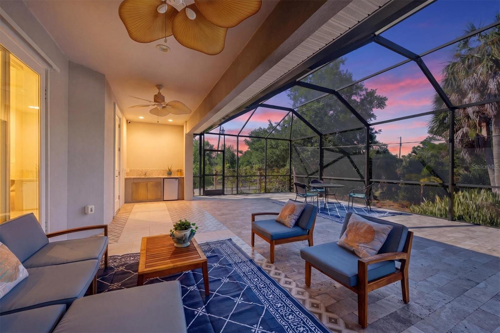 Image 3 of 50 For 1112 Seneca Road