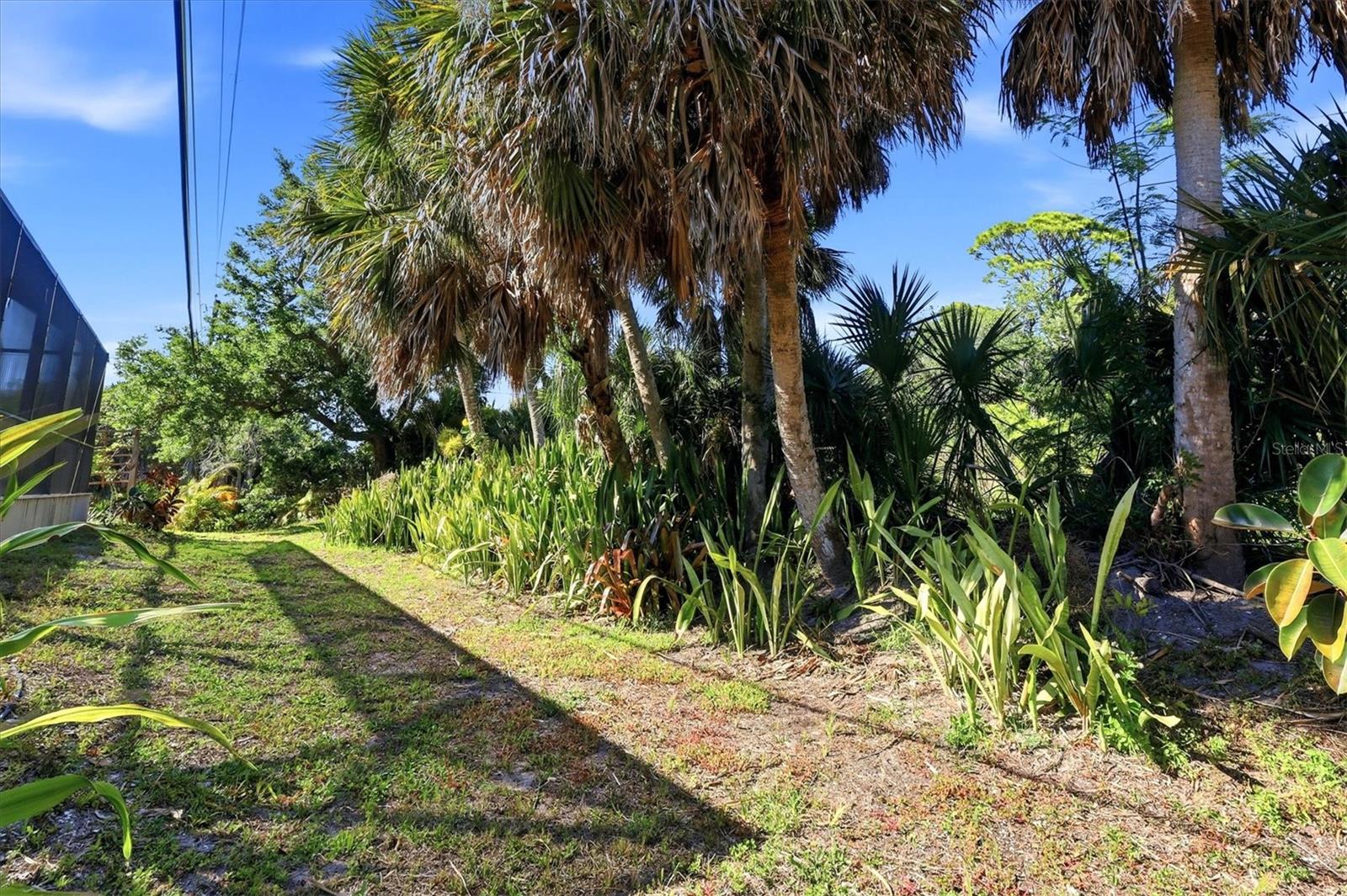 Image 42 of 50 For 1112 Seneca Road