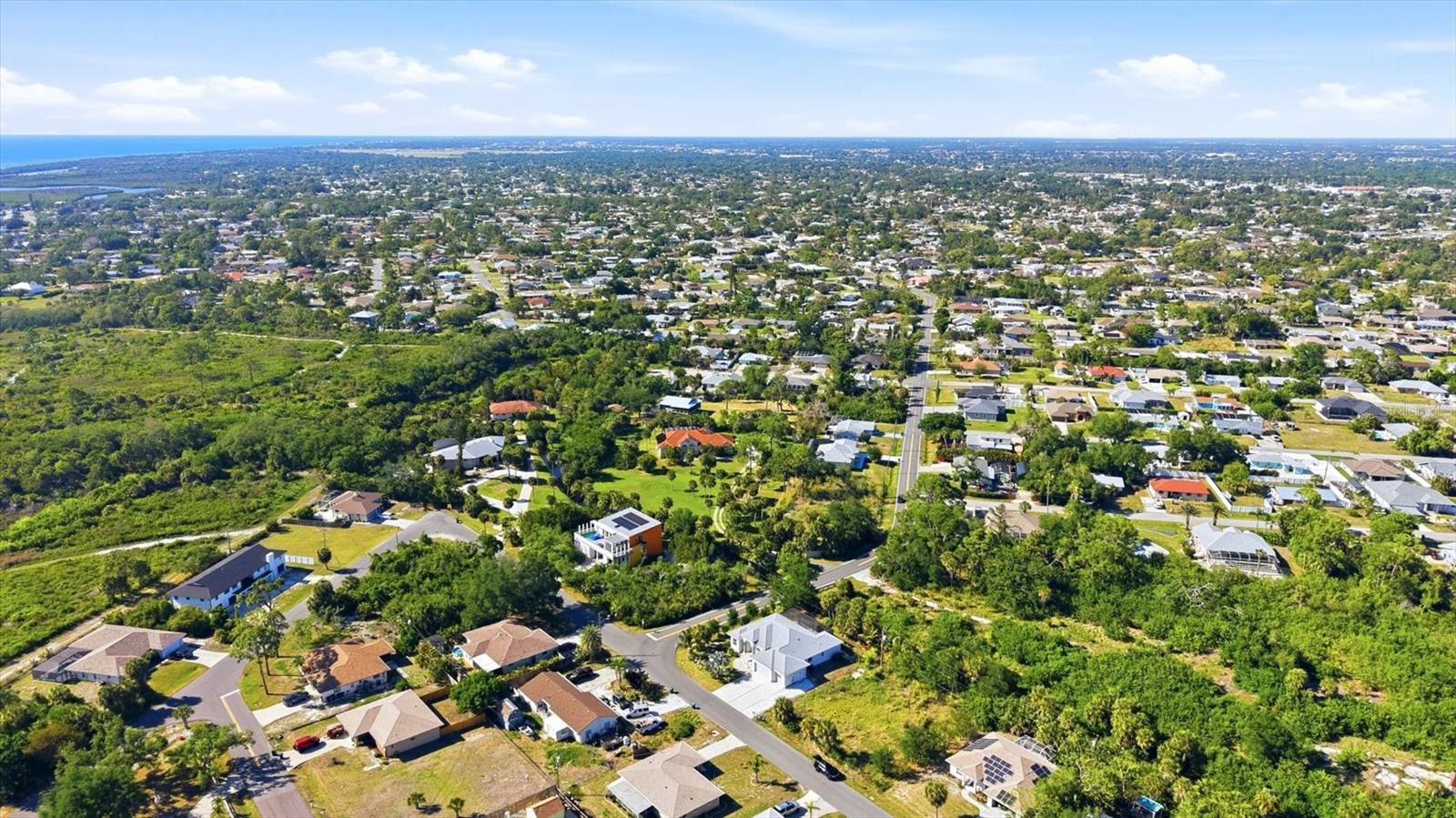 Image 5 of 50 For 1112 Seneca Road