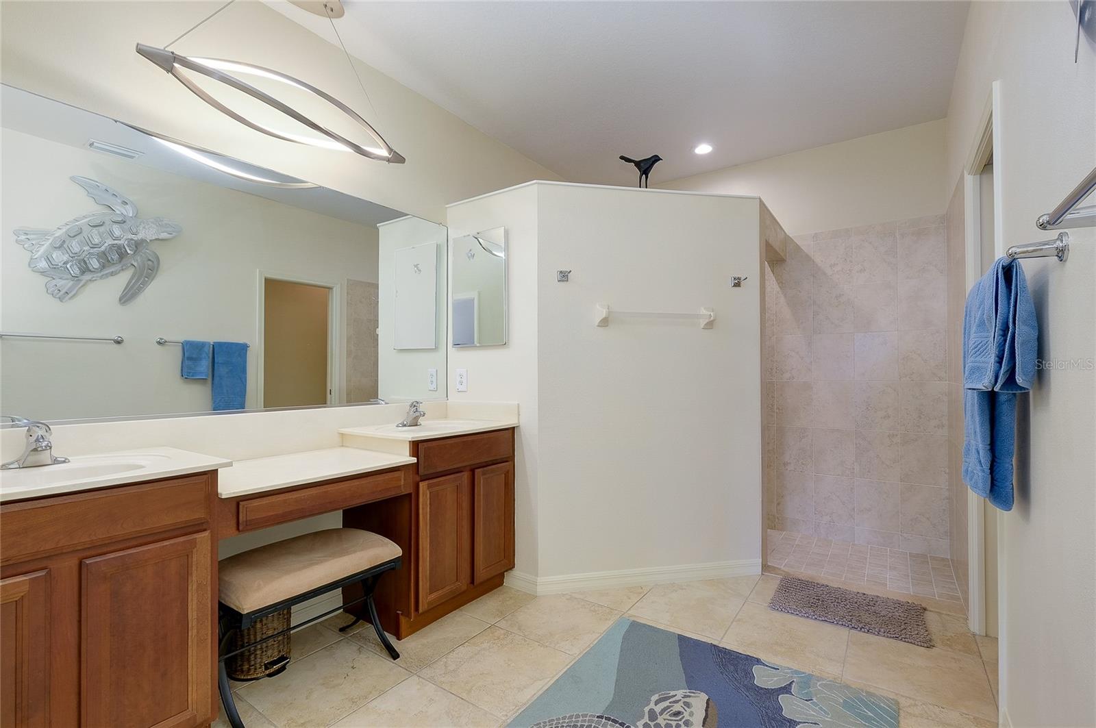 Image 17 of 42 For 1418 Maseno Drive