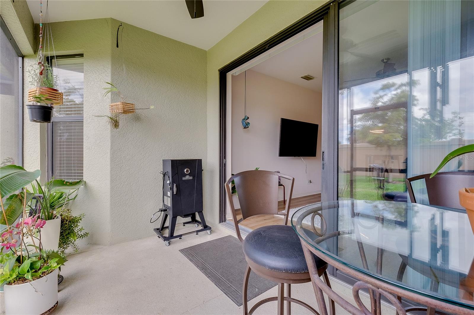 Image 29 of 42 For 1418 Maseno Drive