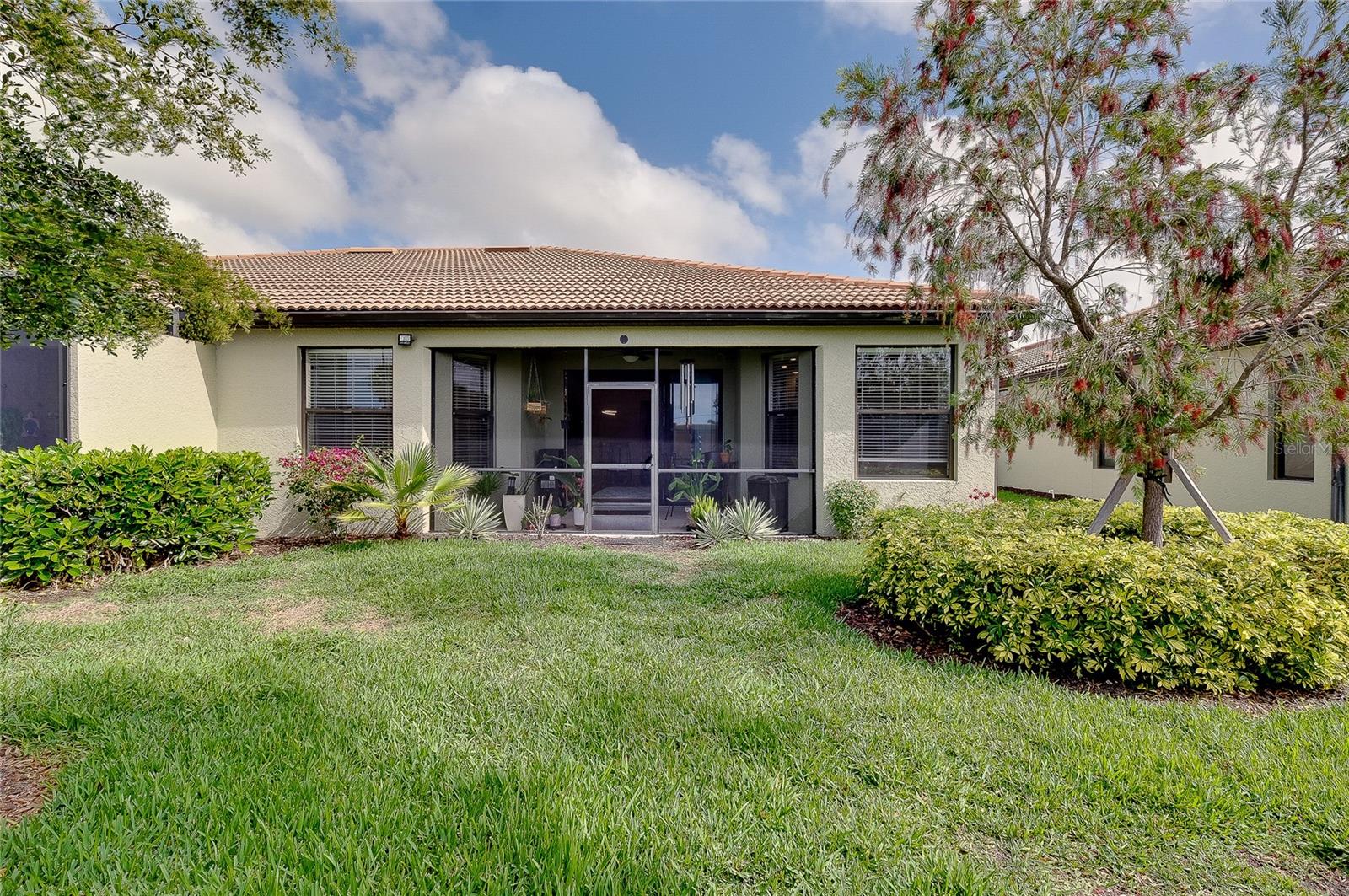 Image 32 of 42 For 1418 Maseno Drive