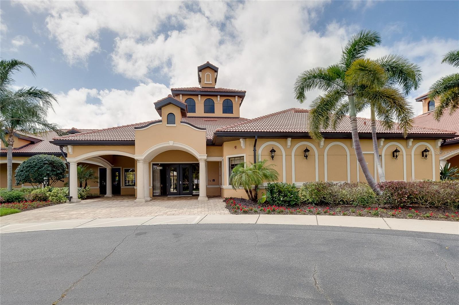 Image 33 of 42 For 1418 Maseno Drive