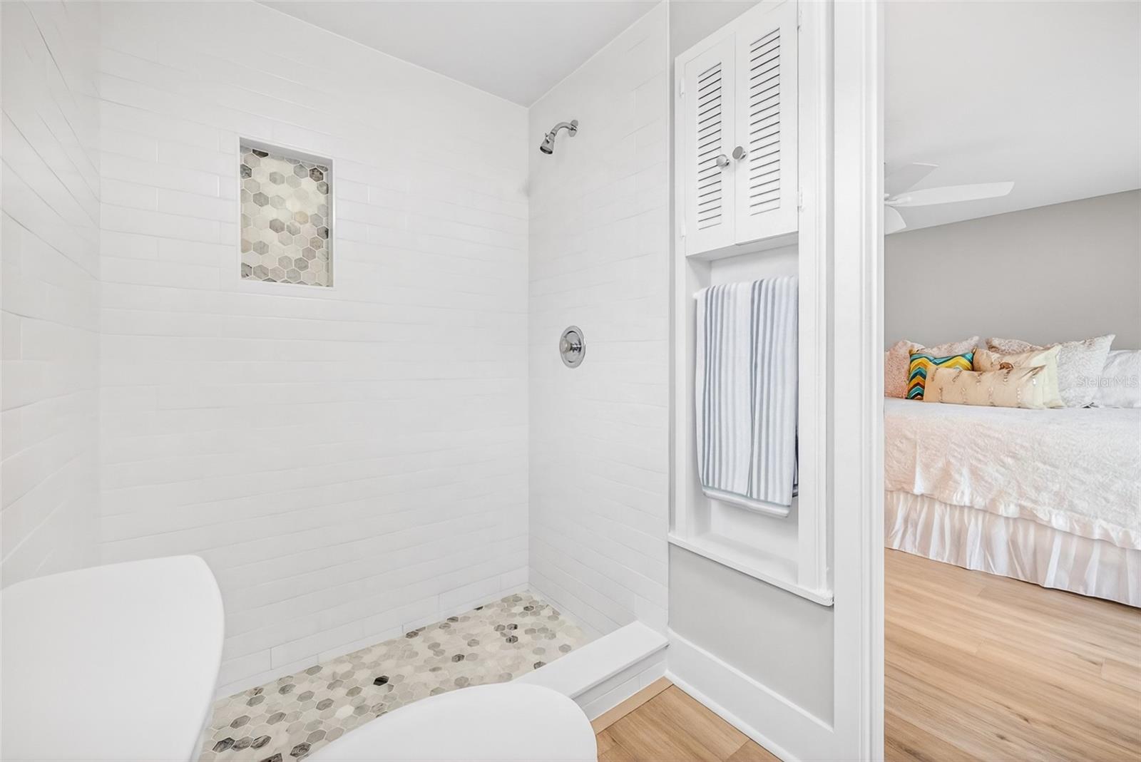 Image 21 of 34 For 509 Spanish Drive N