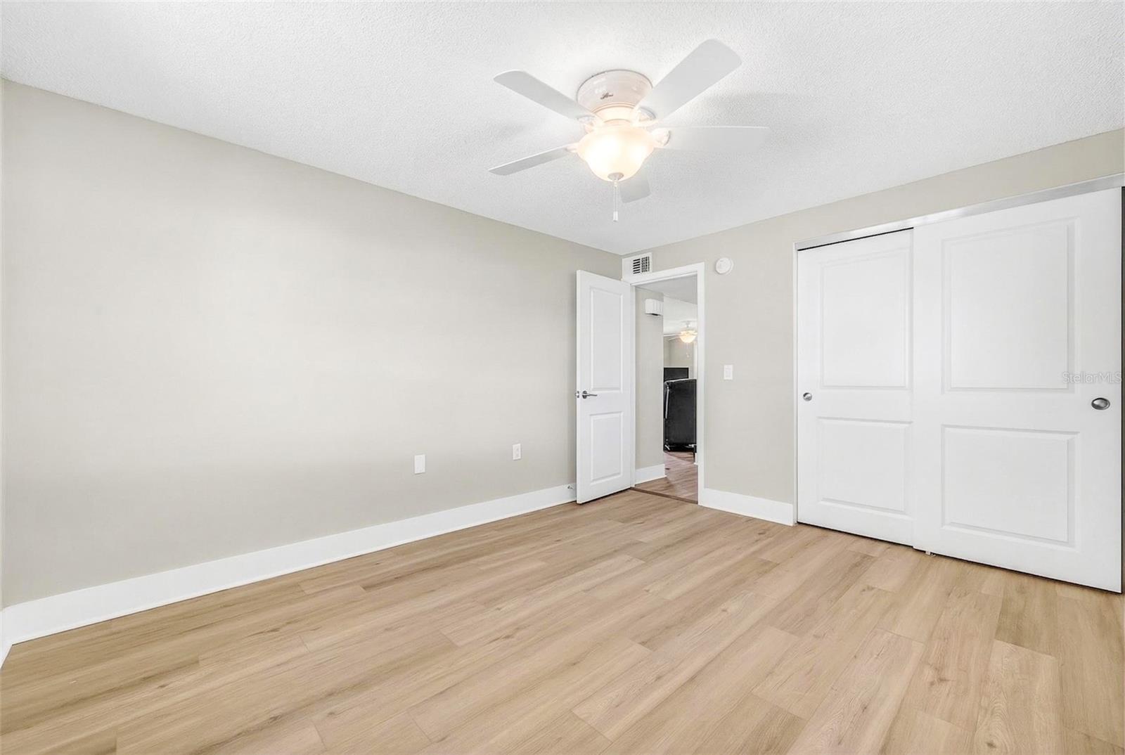 Image 22 of 34 For 509 Spanish Drive N