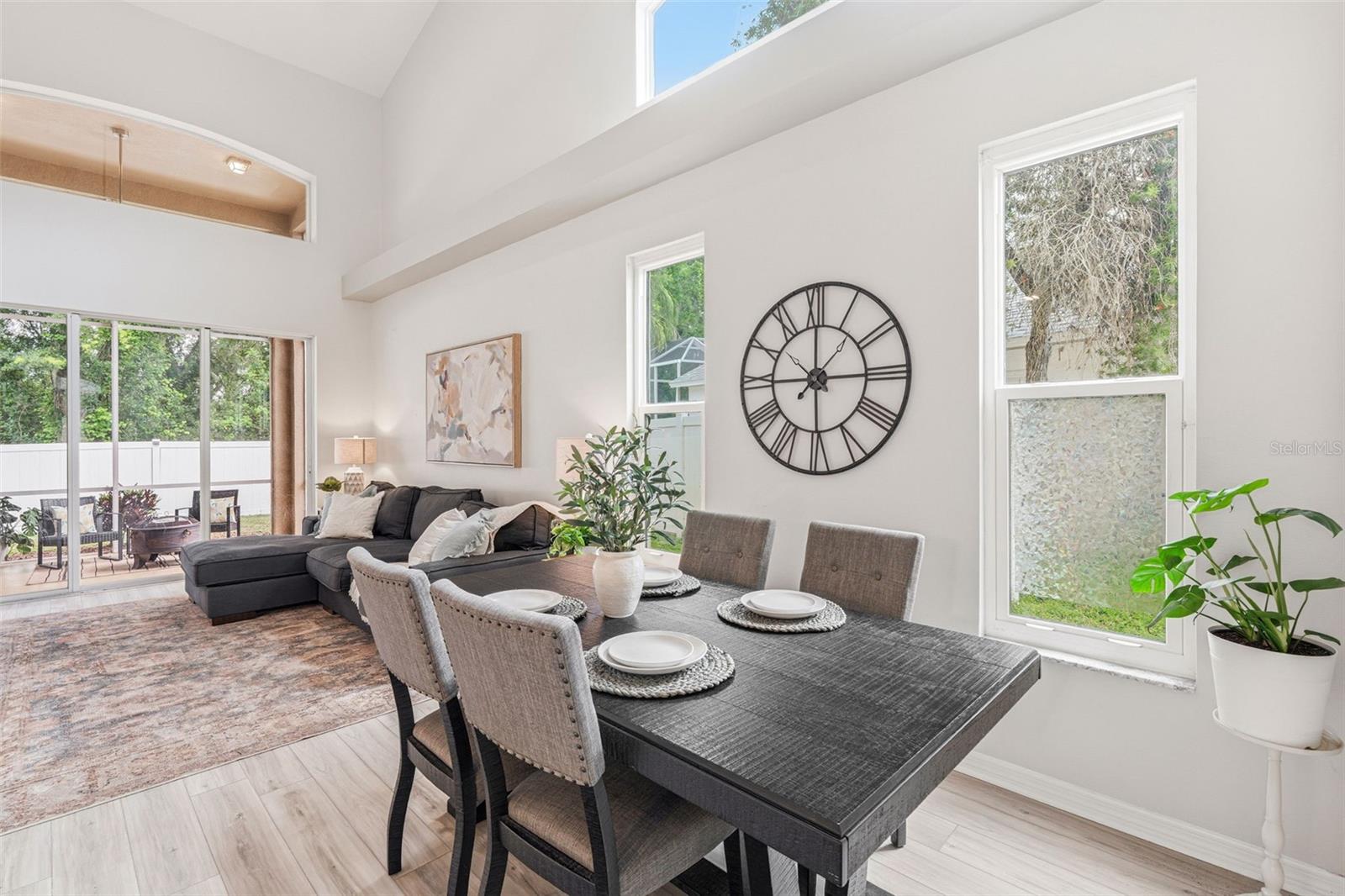 Image 15 of 48 For 11809 Acorn Woods Terrace