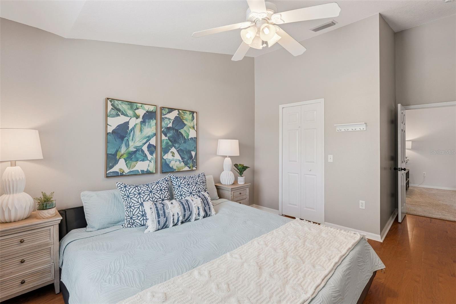 Image 33 of 48 For 11809 Acorn Woods Terrace