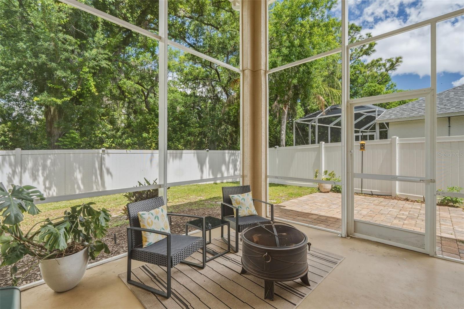 Image 37 of 48 For 11809 Acorn Woods Terrace