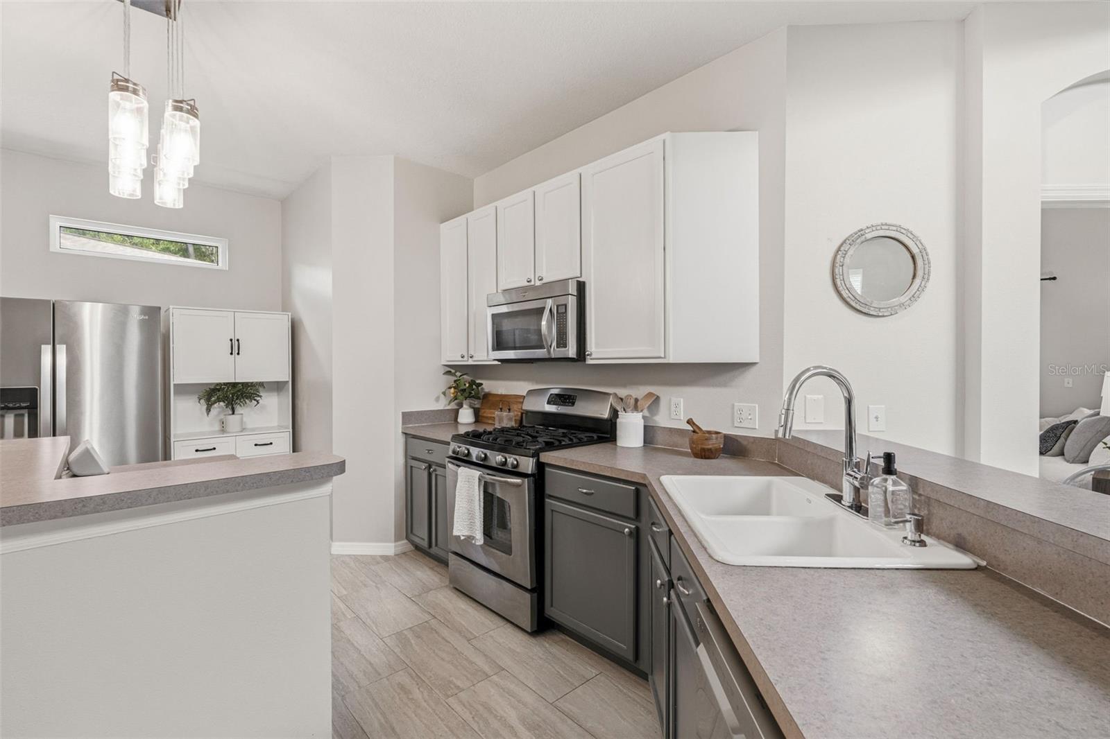 Image 8 of 48 For 11809 Acorn Woods Terrace