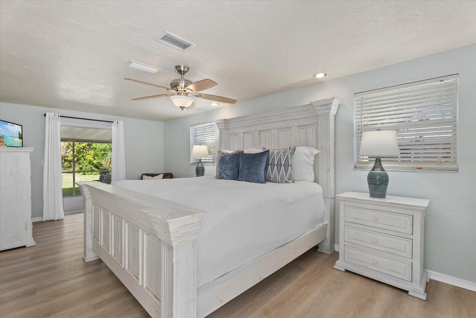 Image 19 of 46 For 5868 Denison Drive