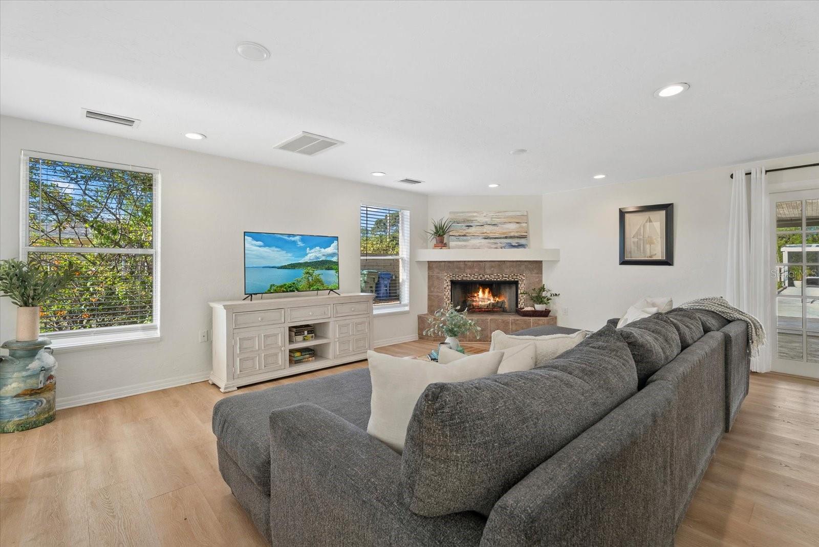 Image 3 of 46 For 5868 Denison Drive