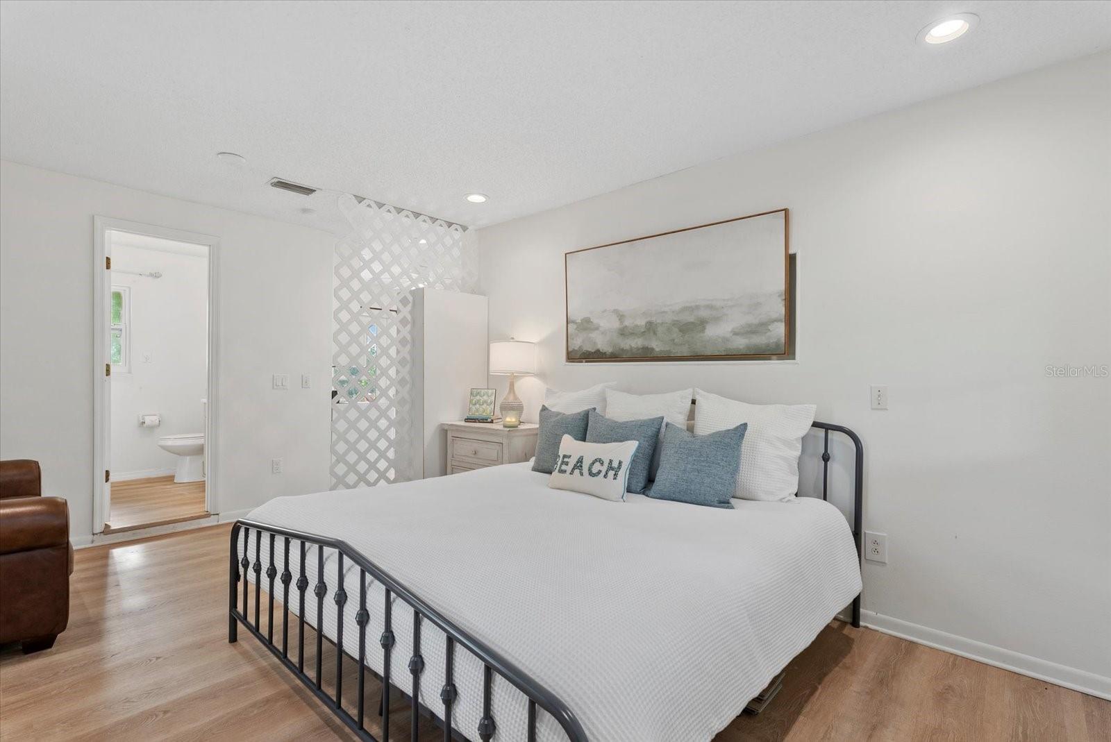 Image 34 of 46 For 5868 Denison Drive