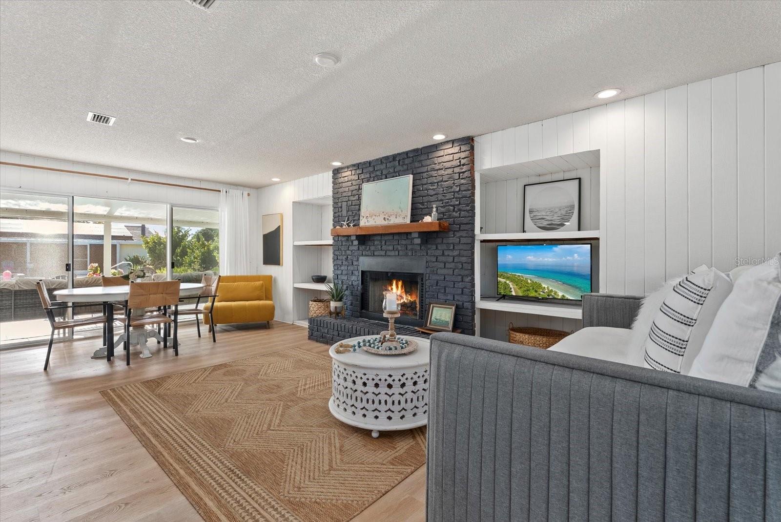 Image 5 of 46 For 5868 Denison Drive