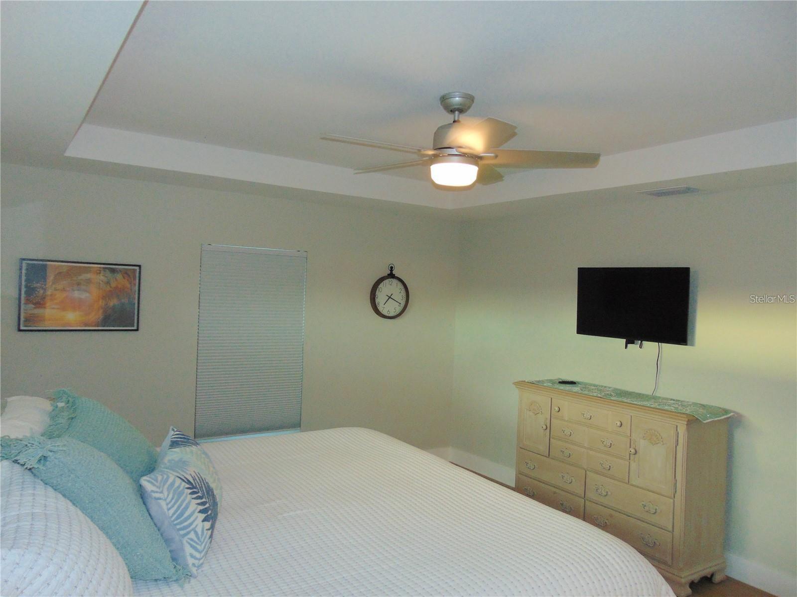 Image 16 of 27 For 451 Tanager Road