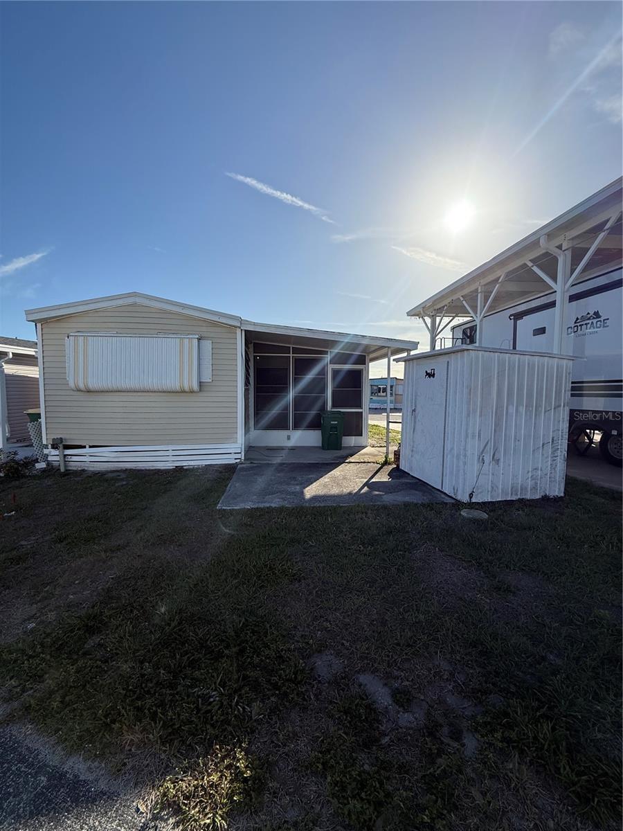 Image 2 of 11 For 1475 Flamingo Drive 121