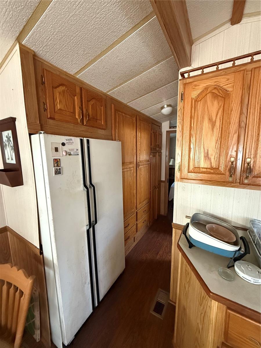 Image 8 of 11 For 1475 Flamingo Drive 121