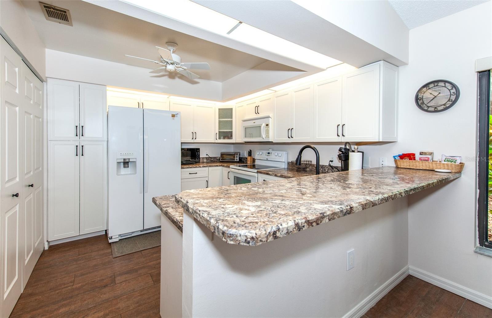 Image 15 of 71 For 247 Southampton Lane 272