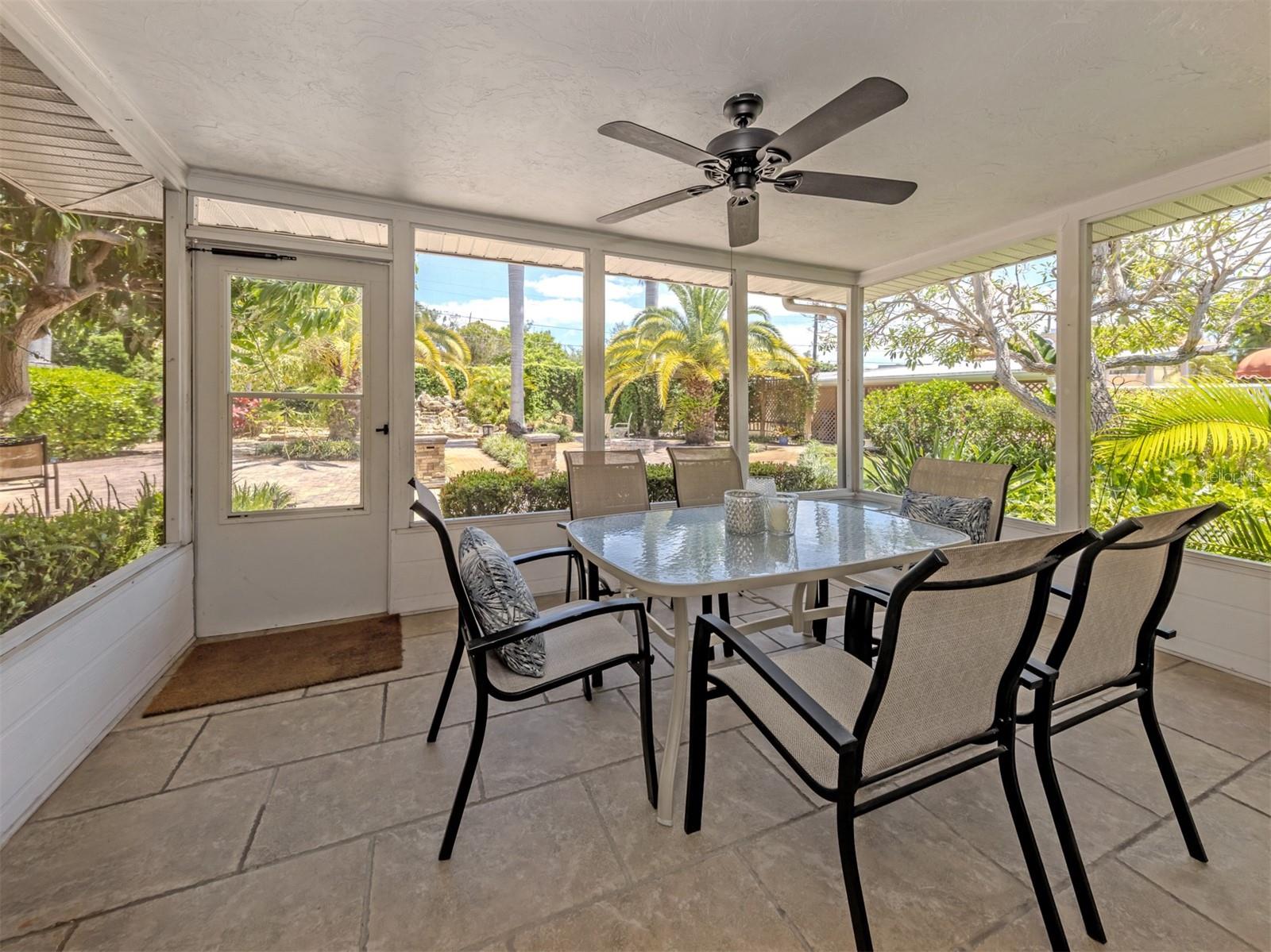 Image 23 of 53 For 509 Harbor Drive S