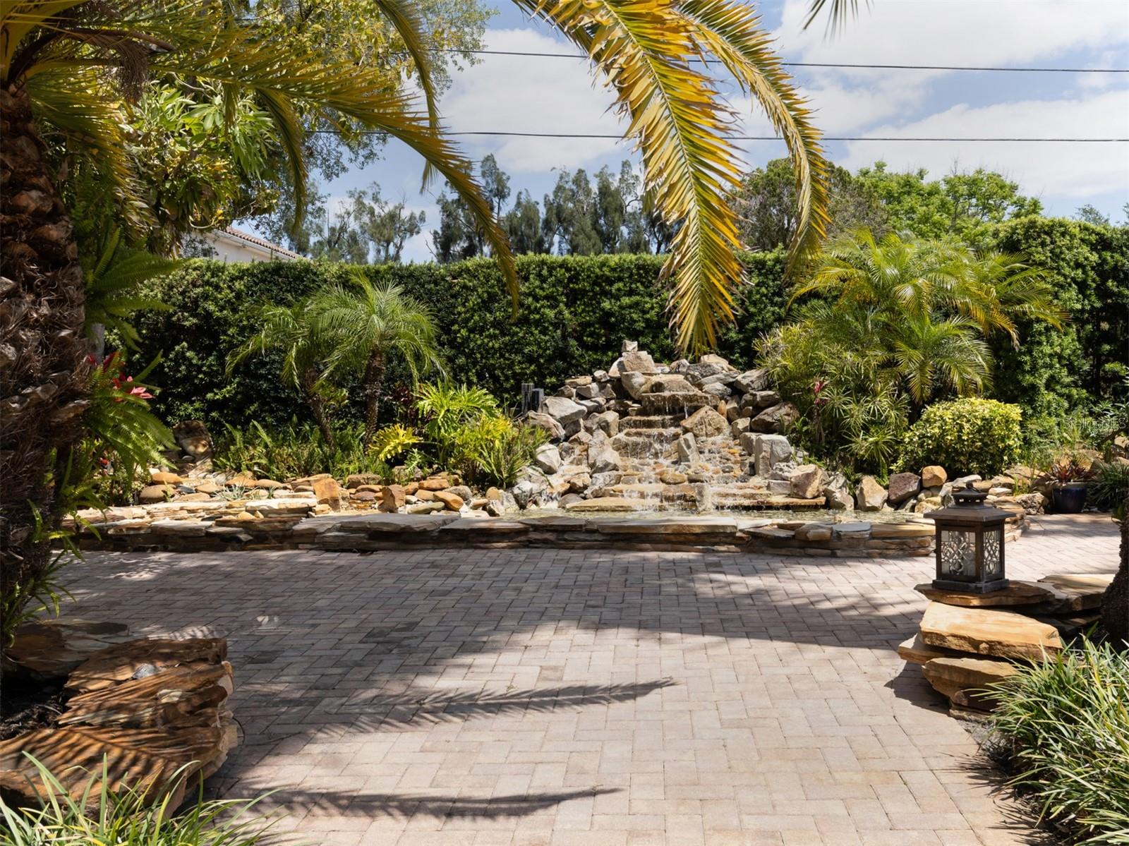 Image 27 of 53 For 509 Harbor Drive S