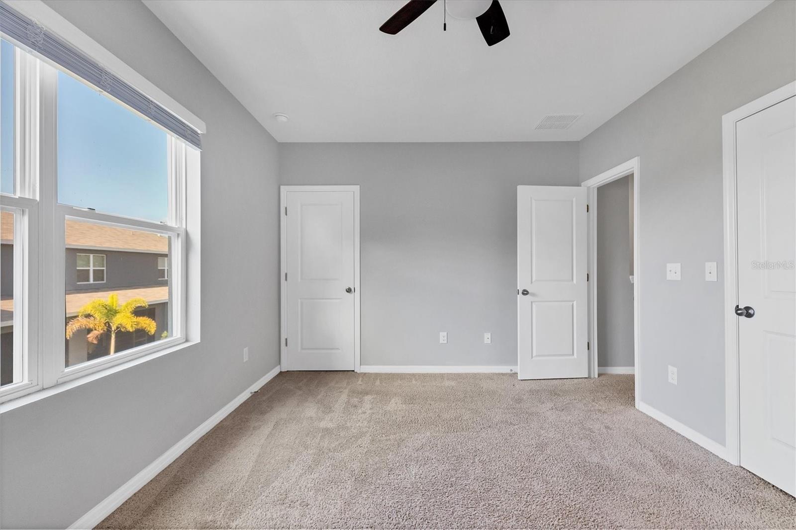 Image 28 of 72 For 8657 Palmer Park Circle