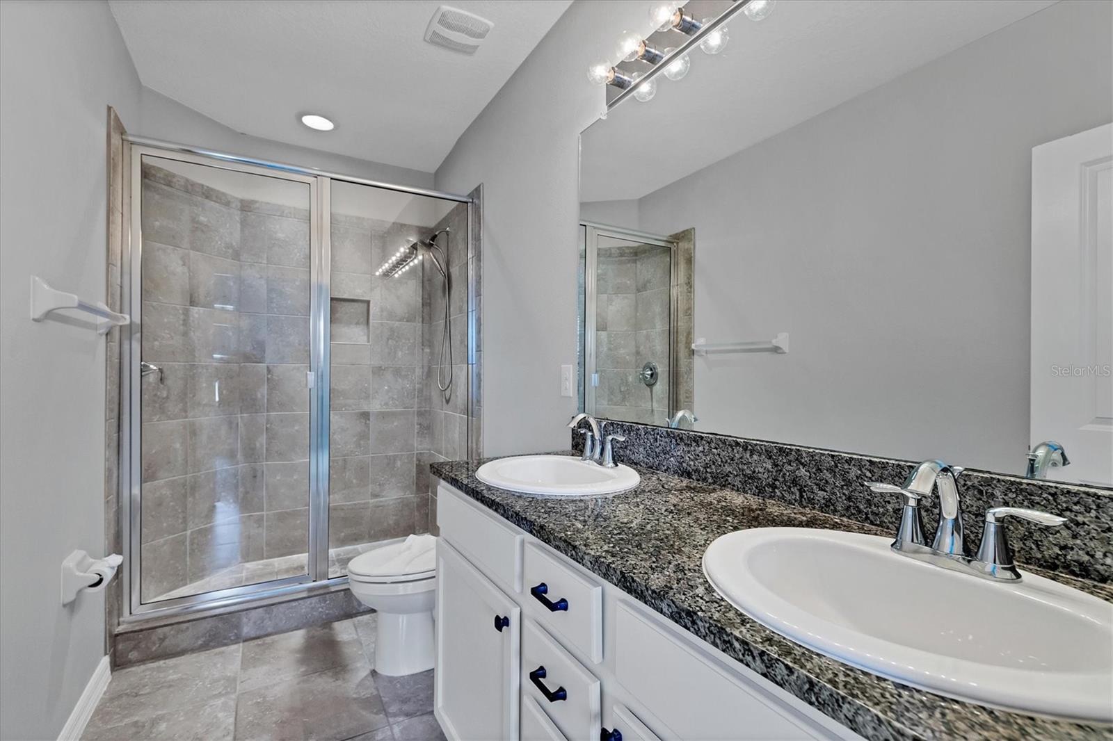 Image 29 of 72 For 8657 Palmer Park Circle