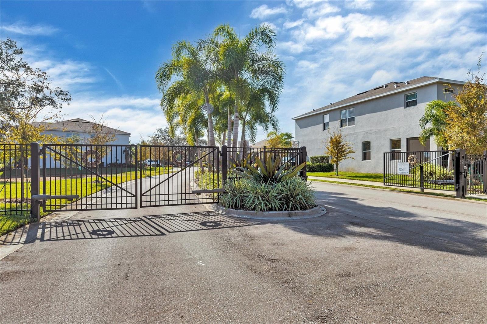 Image 3 of 72 For 8657 Palmer Park Circle