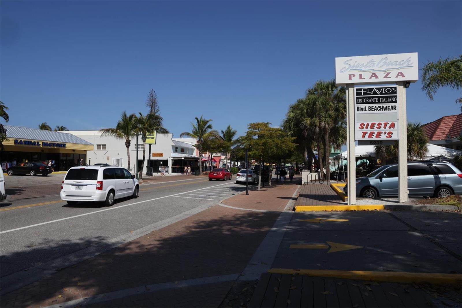 Image 59 of 72 For 8657 Palmer Park Circle