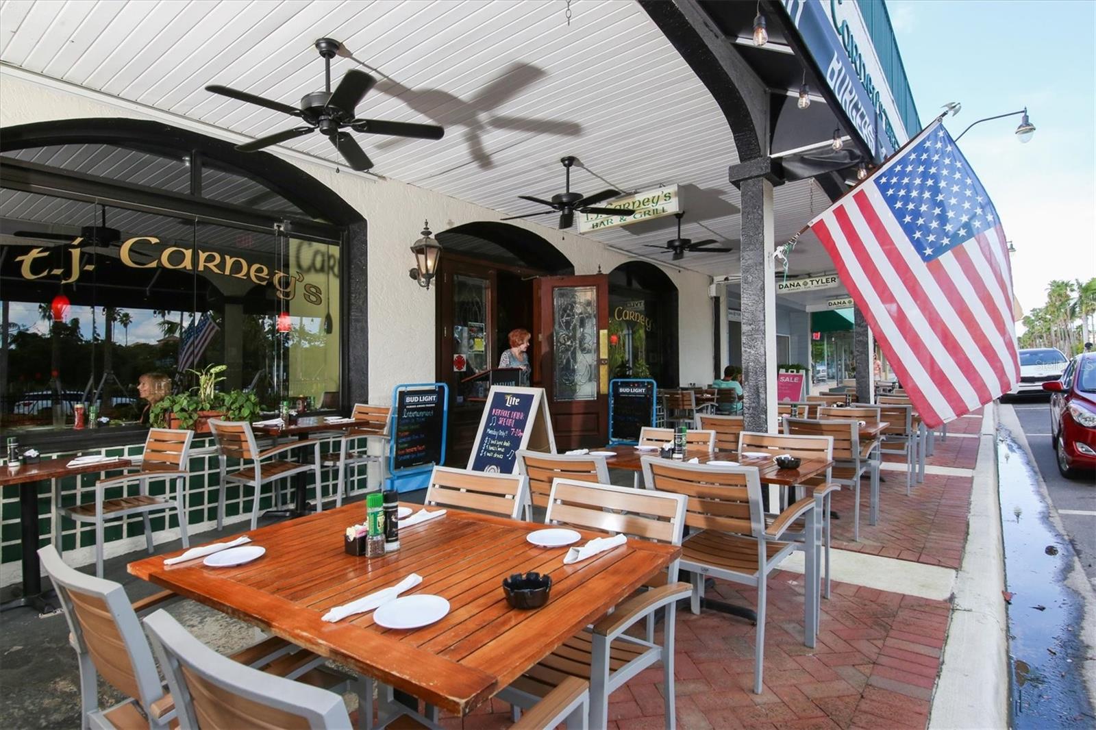 Image 68 of 72 For 8657 Palmer Park Circle