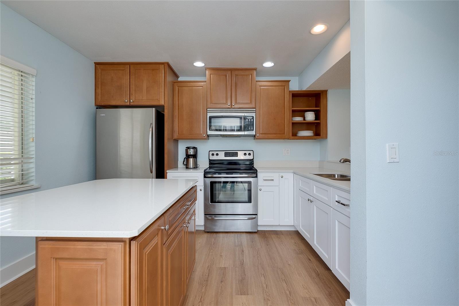 Image 17 of 63 For 303 Wexford Terrace 183