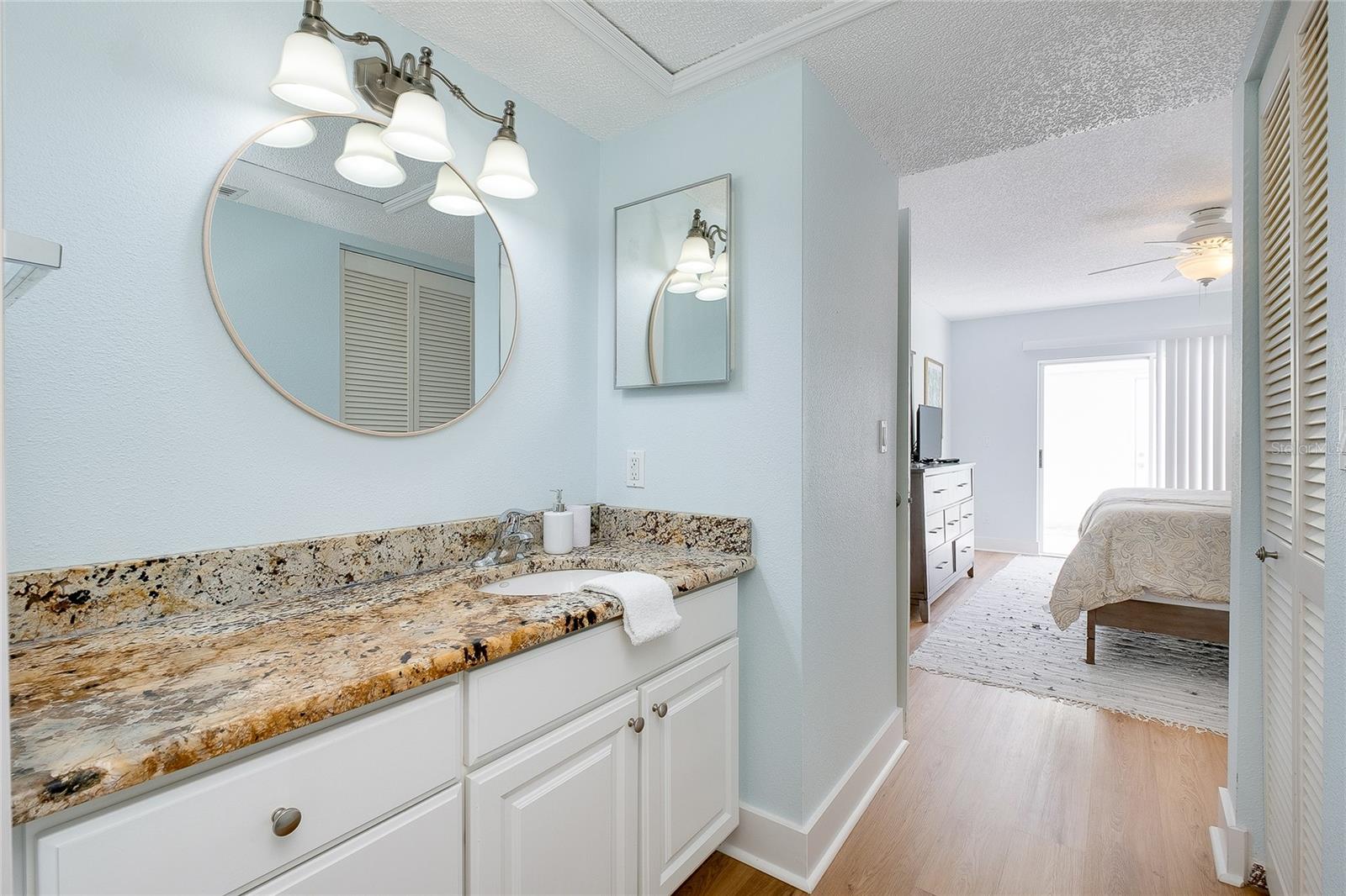 Image 31 of 63 For 303 Wexford Terrace 183