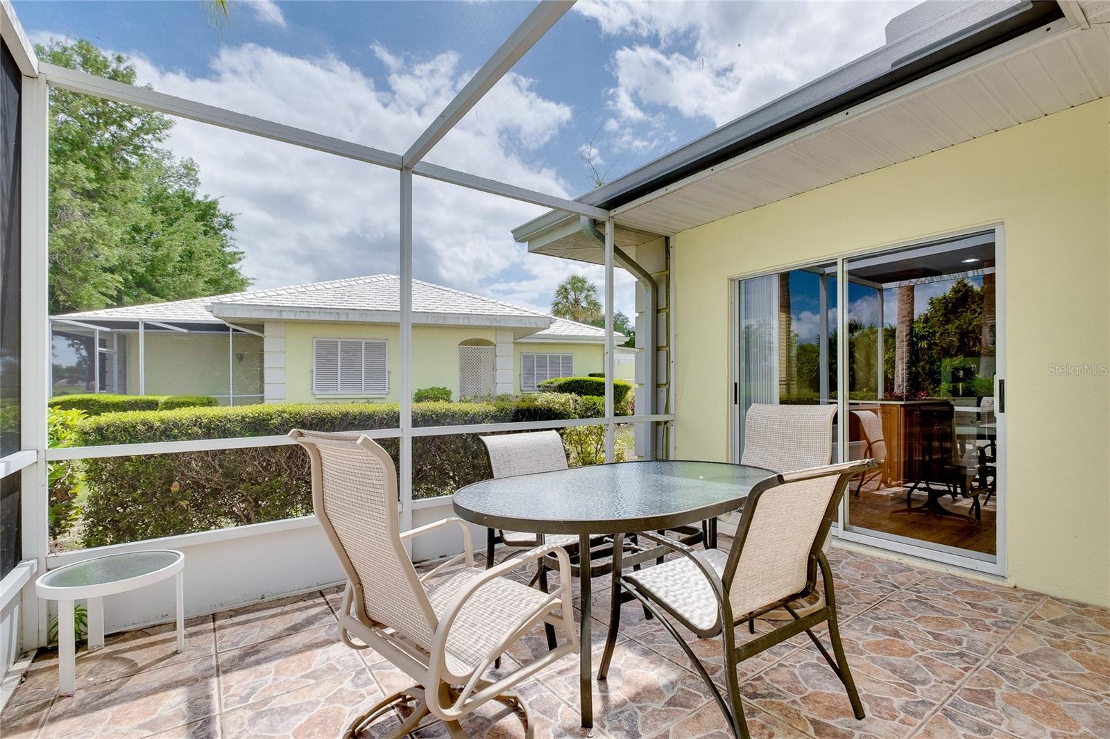 Image 45 of 63 For 303 Wexford Terrace 183