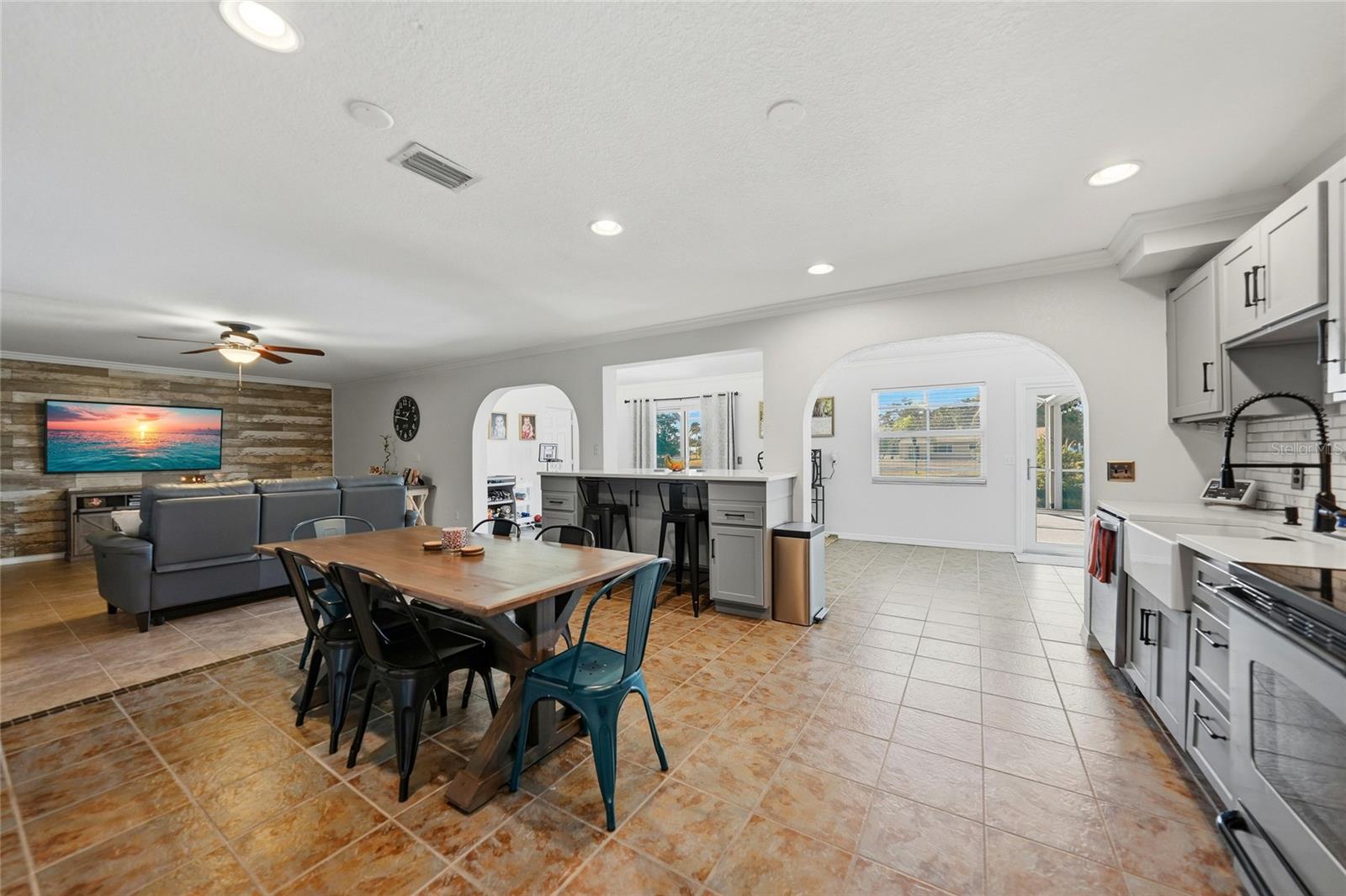 Image 4 of 64 For 4053 Pinstar Terrace