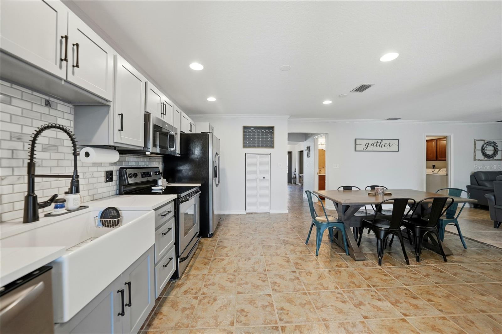 Image 5 of 64 For 4053 Pinstar Terrace