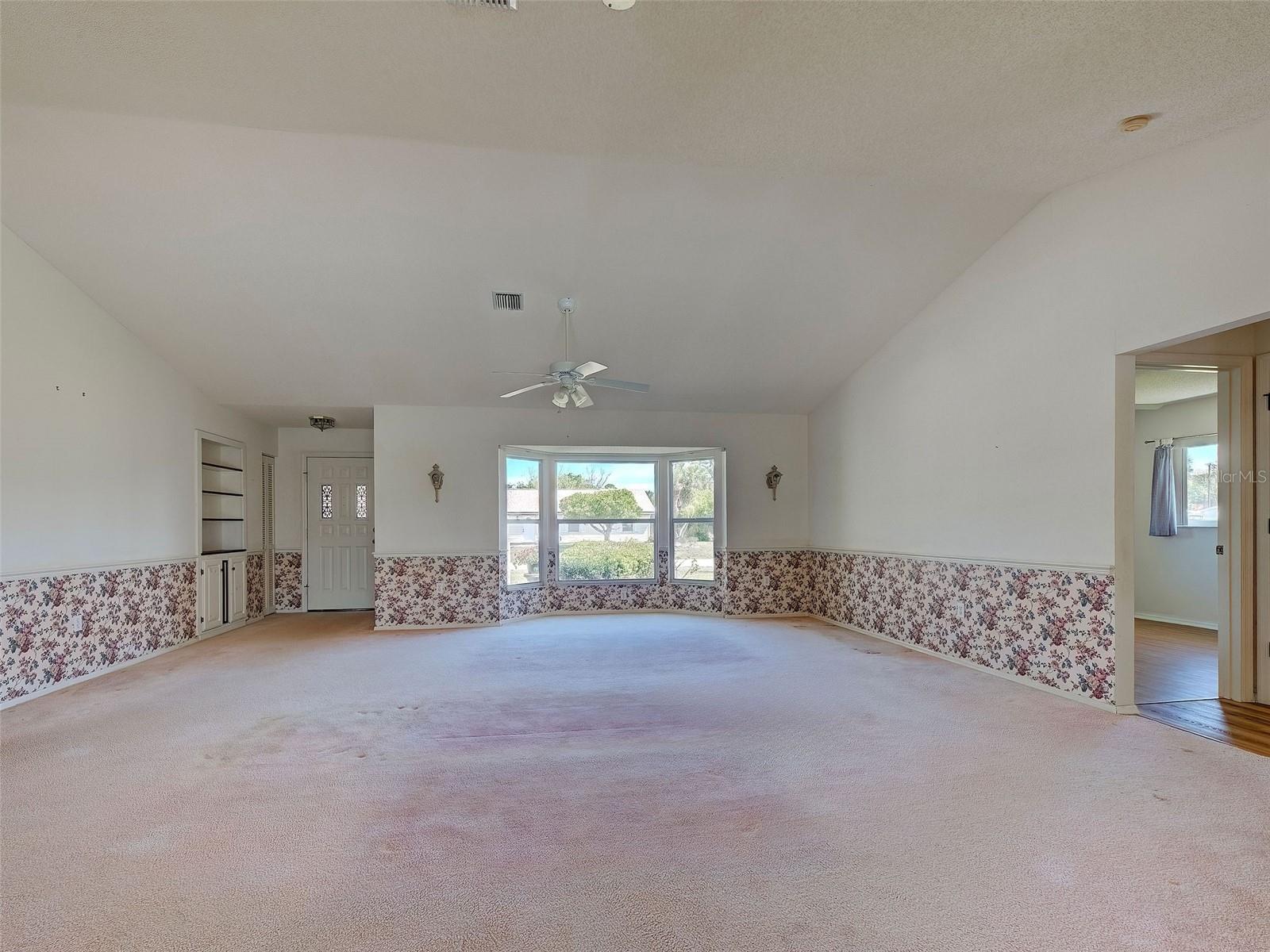 Image 15 of 73 For 1537 Crest Drive