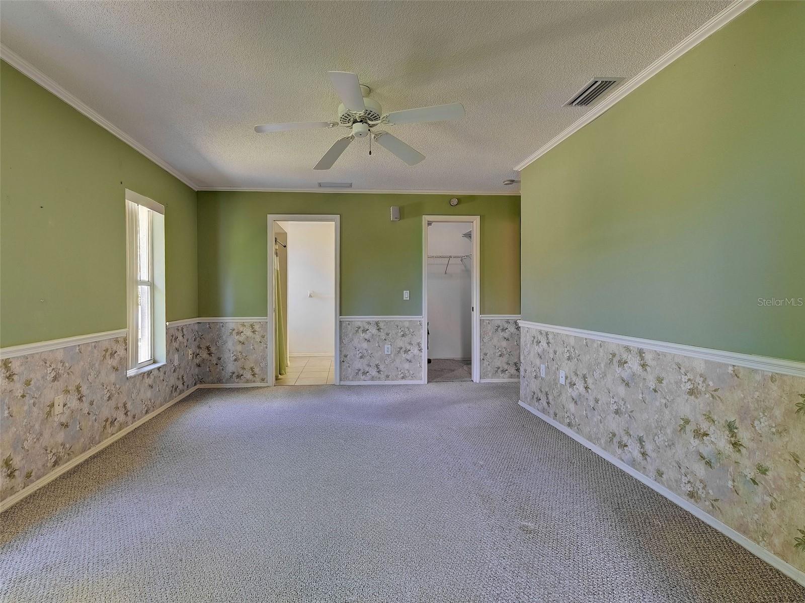 Image 34 of 73 For 1537 Crest Drive