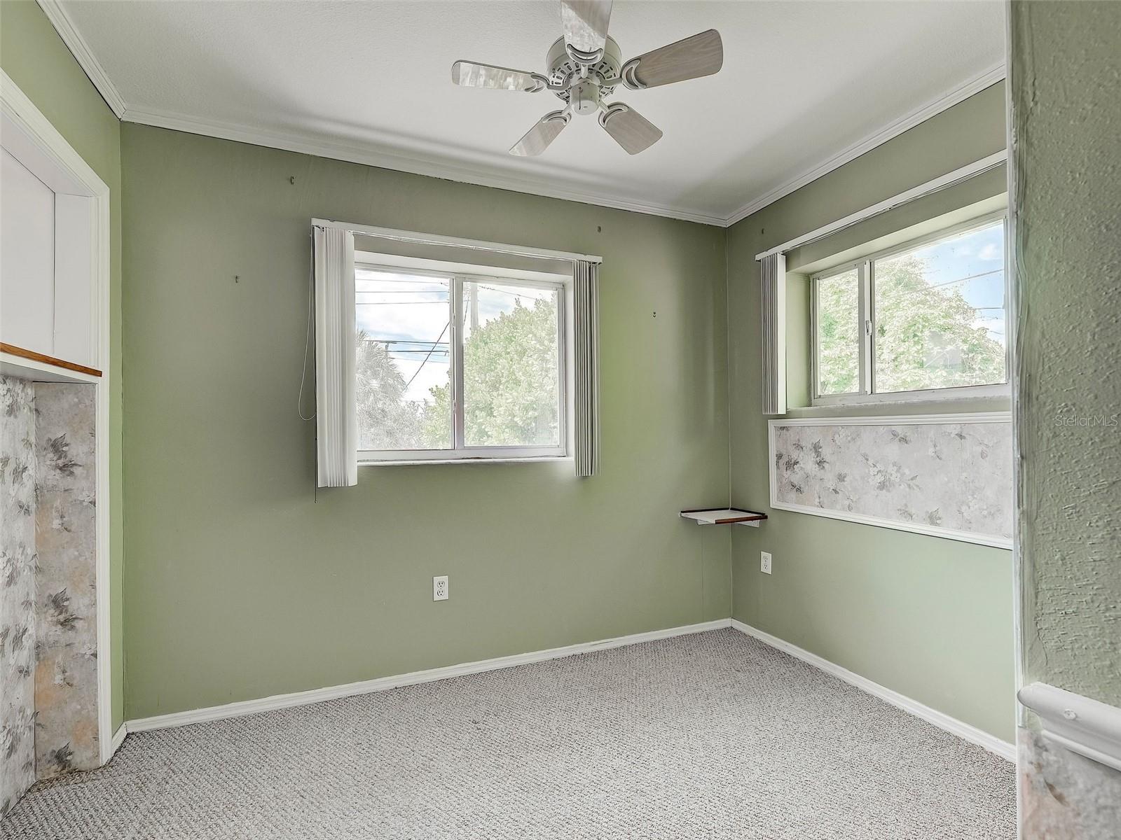 Image 38 of 73 For 1537 Crest Drive