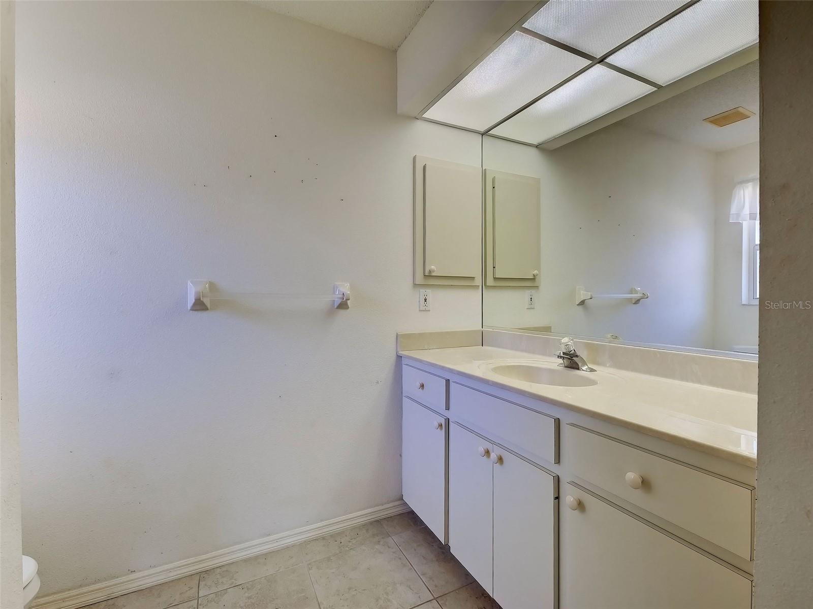 Image 40 of 73 For 1537 Crest Drive