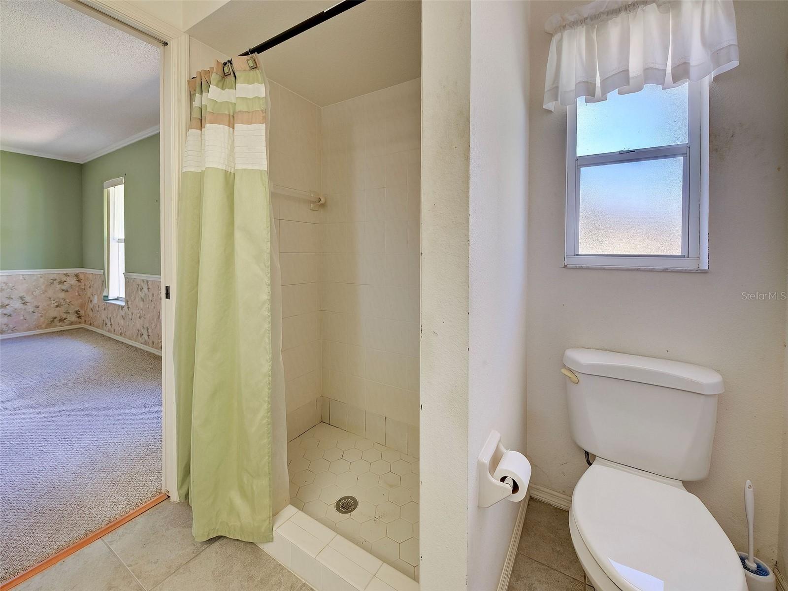 Image 41 of 73 For 1537 Crest Drive