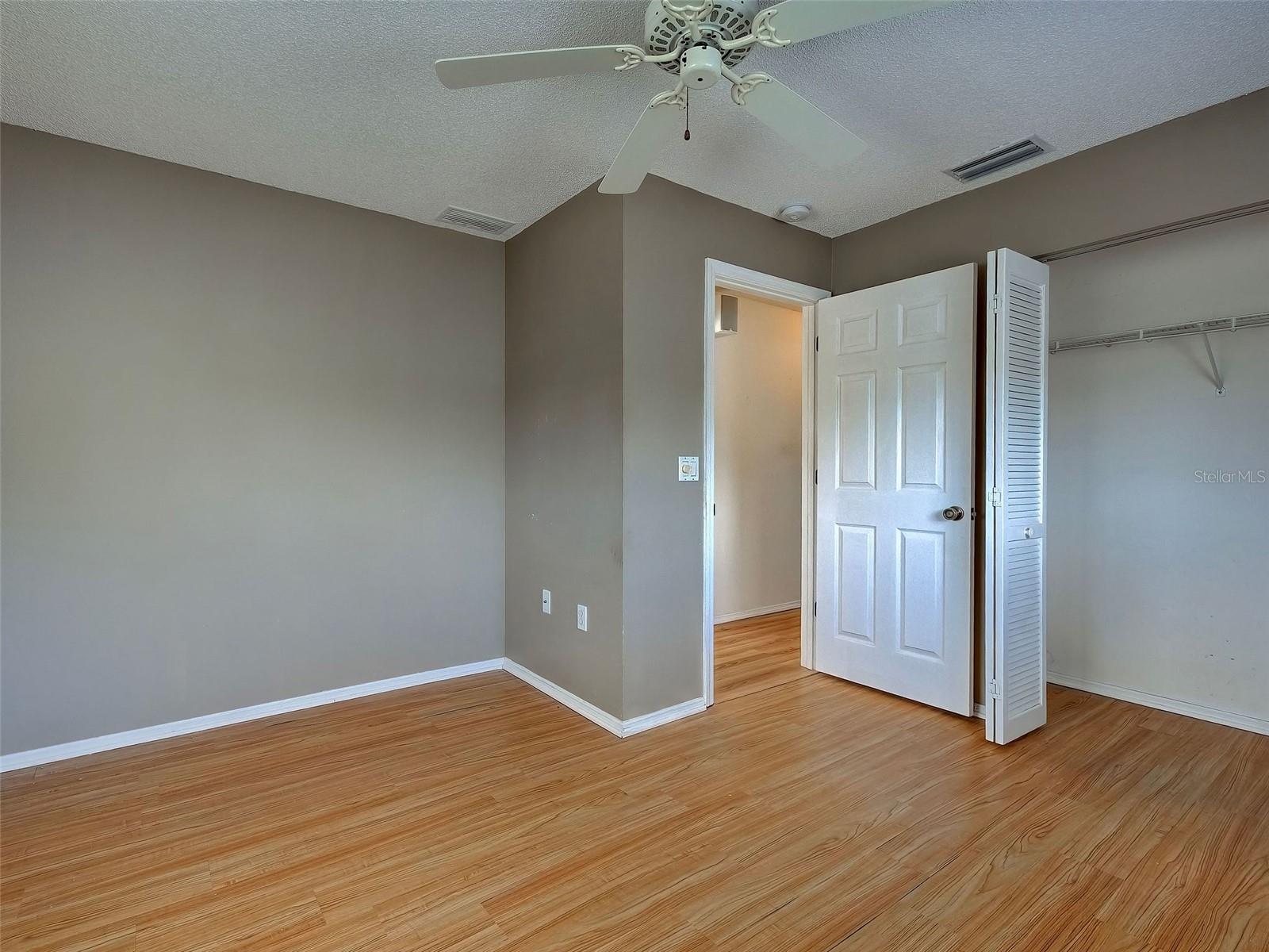 Image 49 of 73 For 1537 Crest Drive