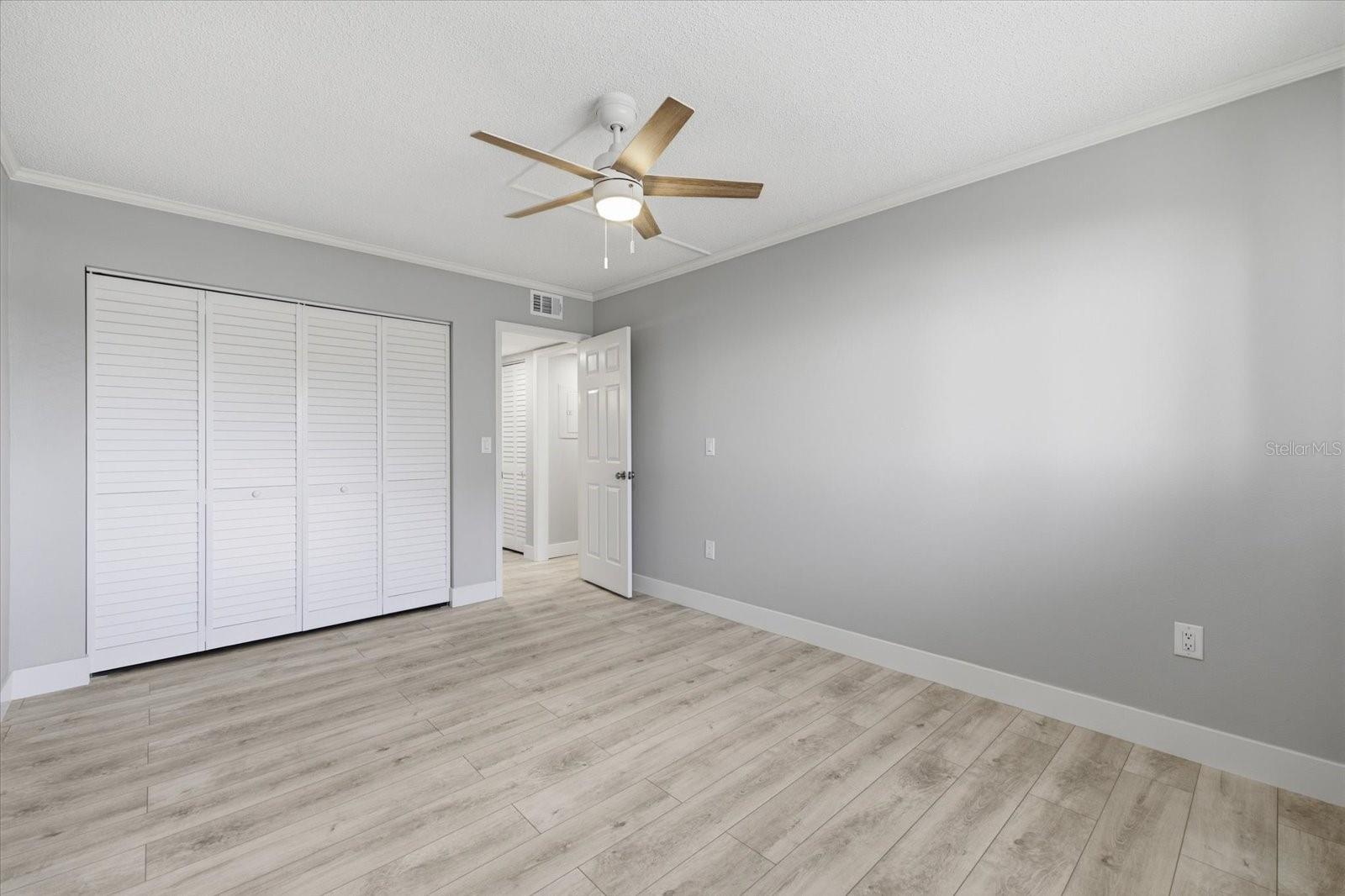 Image 18 of 29 For 500 Park Boulevard S 106