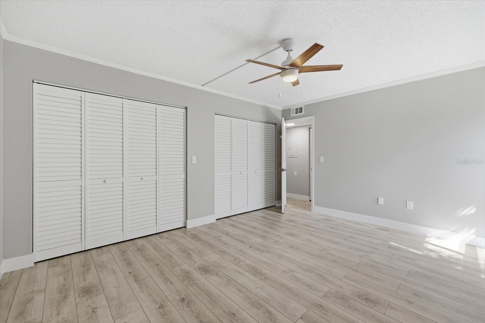 Image 22 of 29 For 500 Park Boulevard S 106