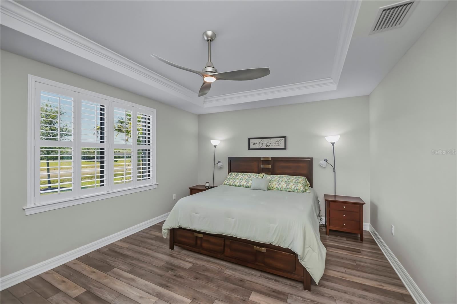 Image 19 of 64 For 13927 Vadini Street