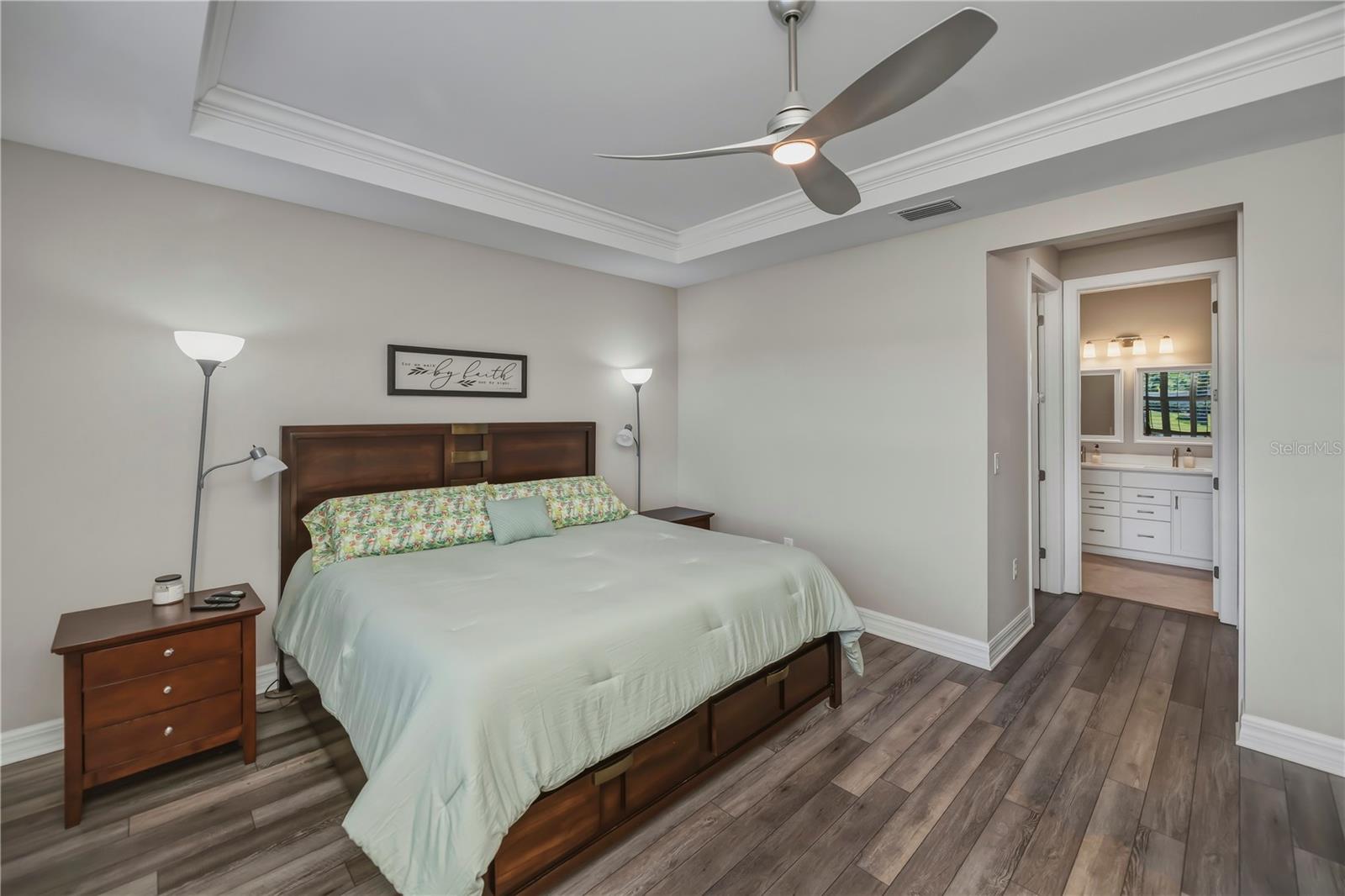 Image 22 of 64 For 13927 Vadini Street