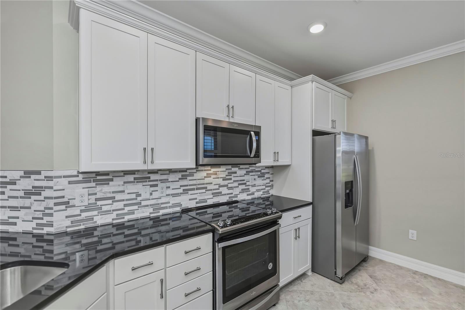 Image 27 of 64 For 13927 Vadini Street