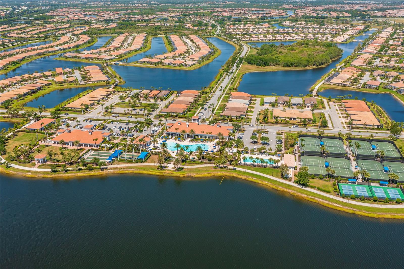 Image 56 of 64 For 13927 Vadini Street